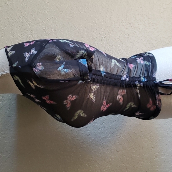 Mesh butterfly tee - Picture 2 of 4